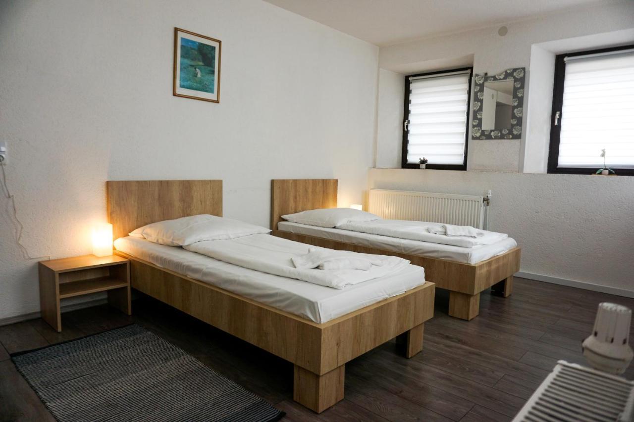 Hotel Kreuz Schwaebisch Gmuend Ngoại thất bức ảnh