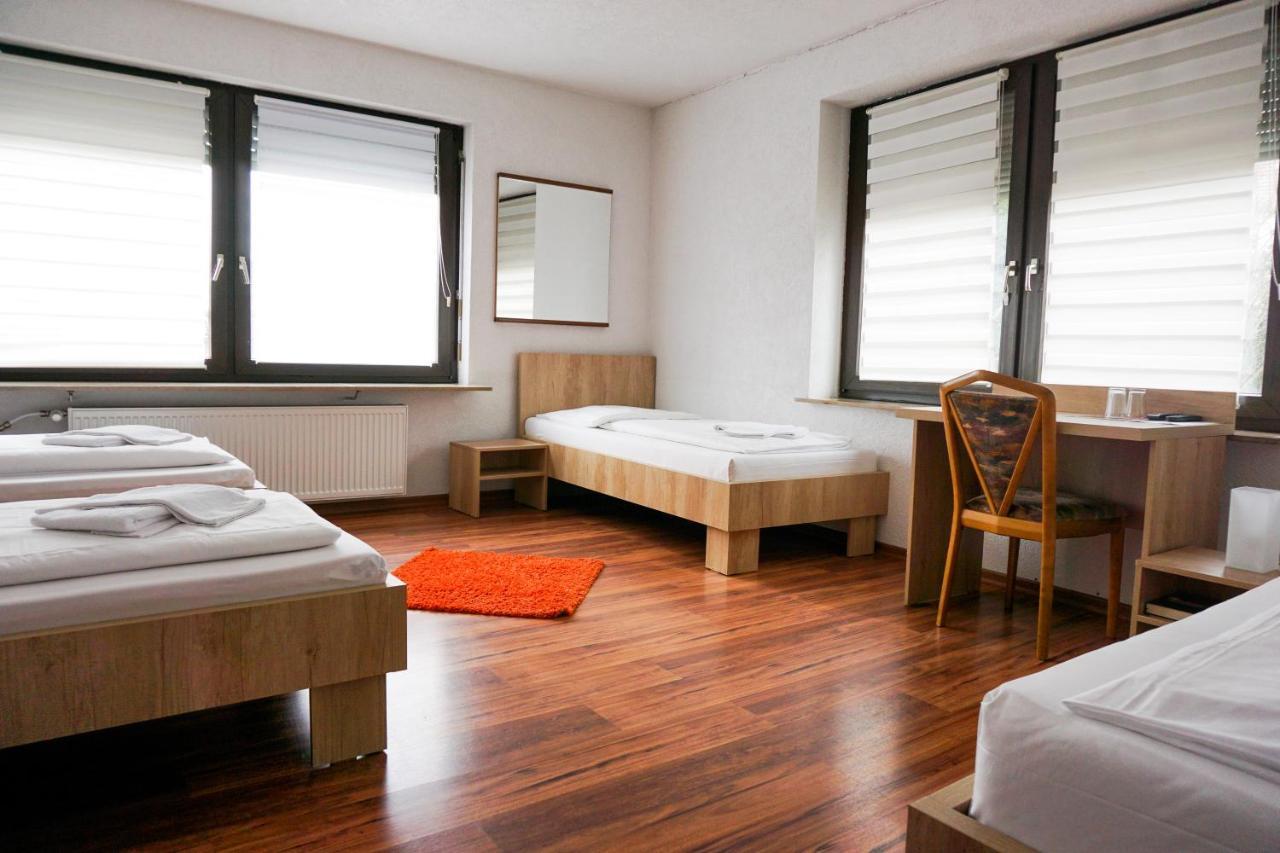 Hotel Kreuz Schwaebisch Gmuend Ngoại thất bức ảnh